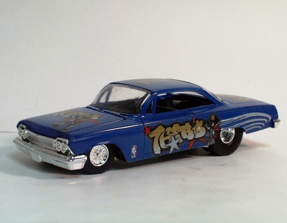 Philadelphia 76ers 1:24 Diecast Car Ertl Collectibles Cruzin Series 1962 Bel Air