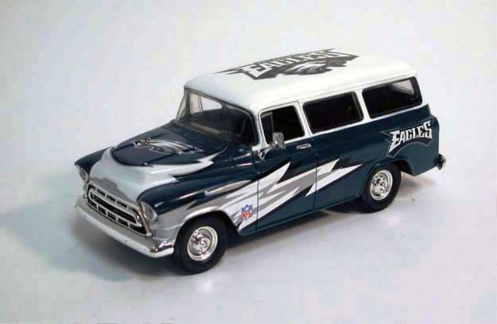 Diecast 1:25 Ertl 1957 Chevy Suburban - NFL Philadelphia Eagles