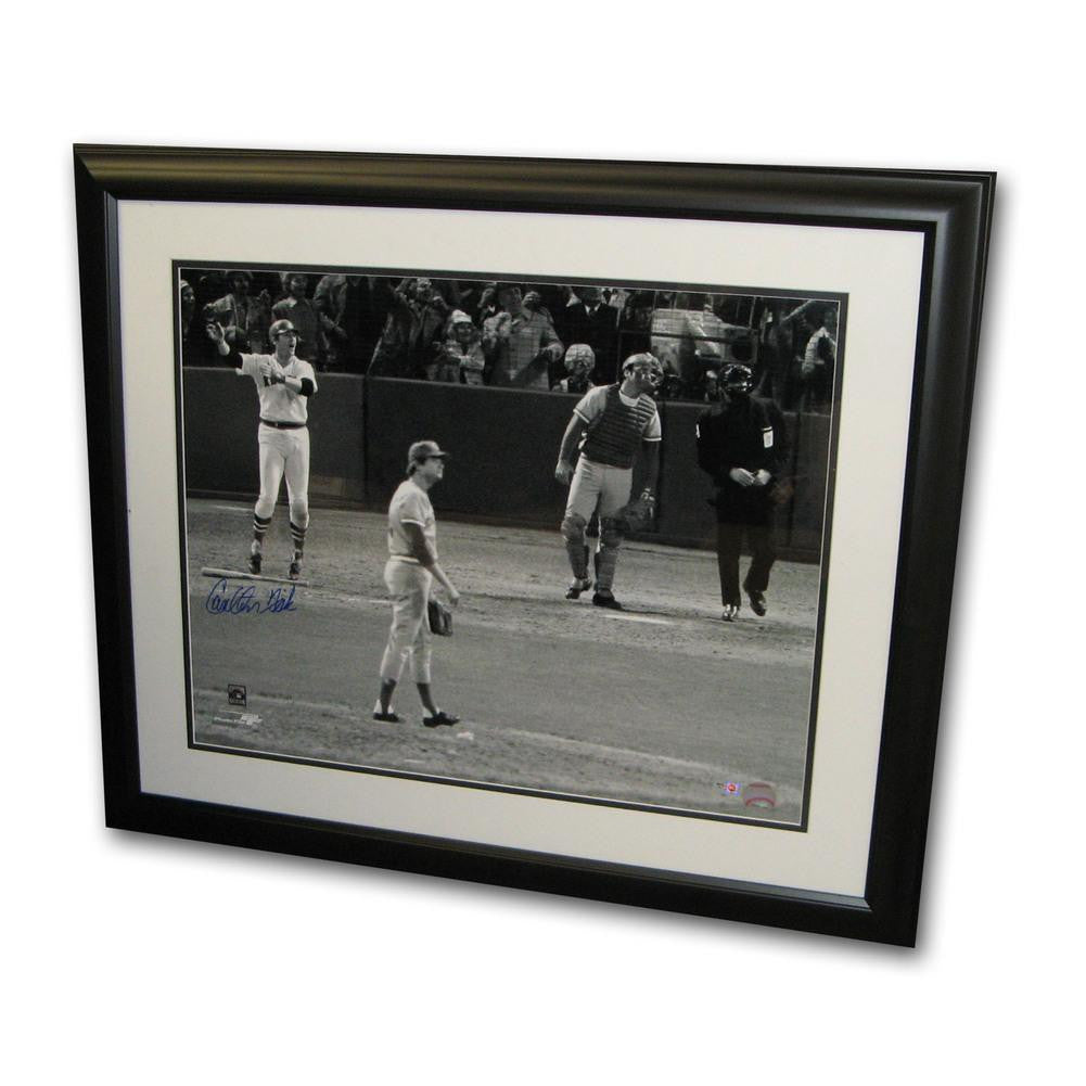 Autographed Carlton Fisk 16x20 framed 1975 World Series Game 6 12th inning home run photograph