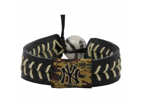 Yankees camouflage wristband