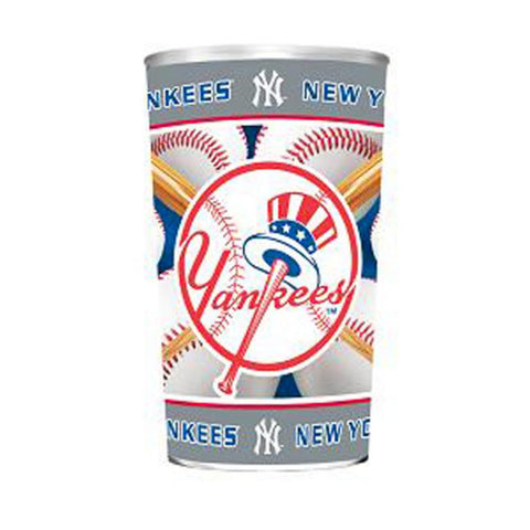 Majestic MLB New York Yankees 22-Ounce Plastic Cup